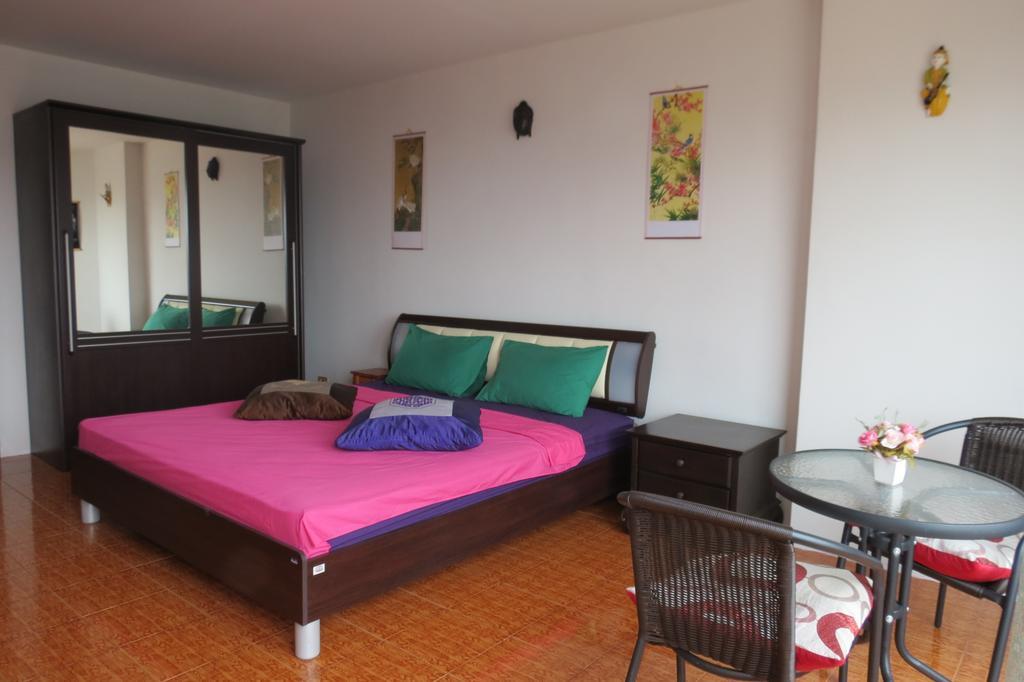 View Talay 1B Serviced Apartments Pattaya Oda fotoğraf